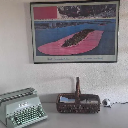 Modern Met Frontaal Zeezicht En Prive Parking Knokke-Heist