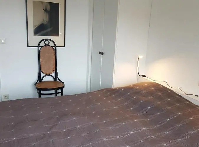 アパート Modern Met Frontaal Zeezicht En Prive Parking *